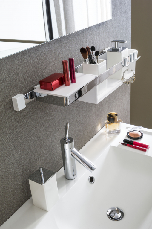 Soft rouge mat accessoires muraux